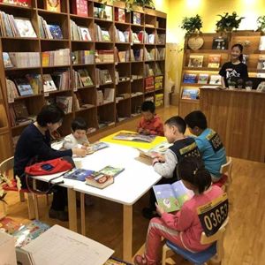 「翻翻書繪本館」 童趣空間設(shè)計(jì)探索與多元閱讀體驗(yàn)